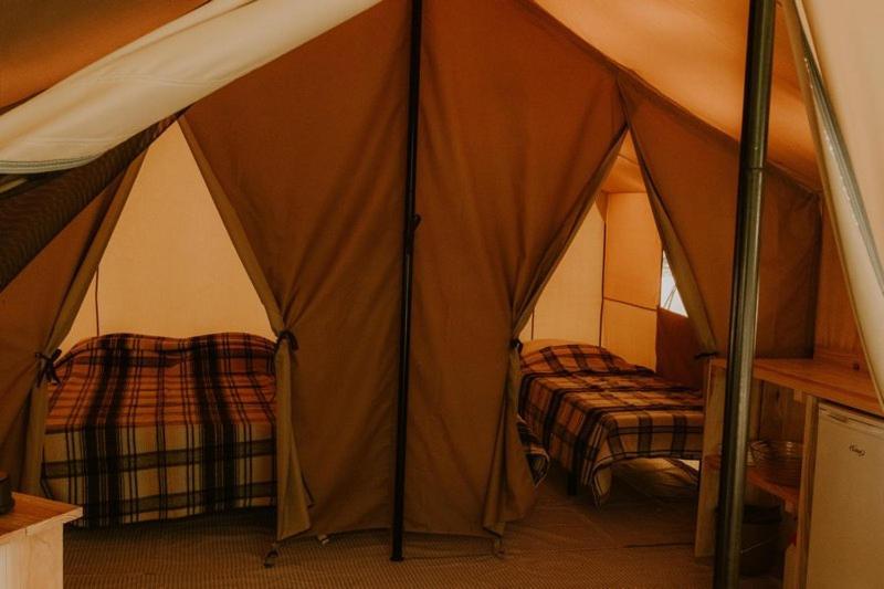 Camping Onlycamp Les Deux Rives 拉尼翁 外观 照片