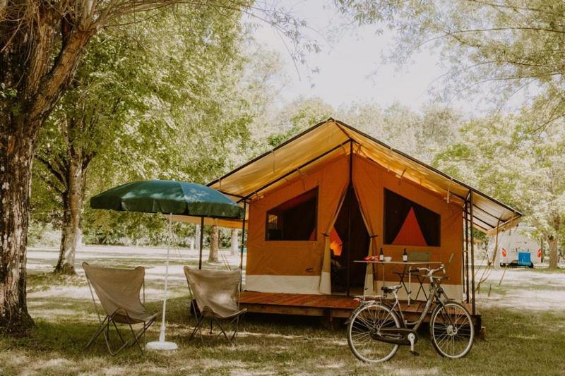 Camping Onlycamp Les Deux Rives 拉尼翁 外观 照片