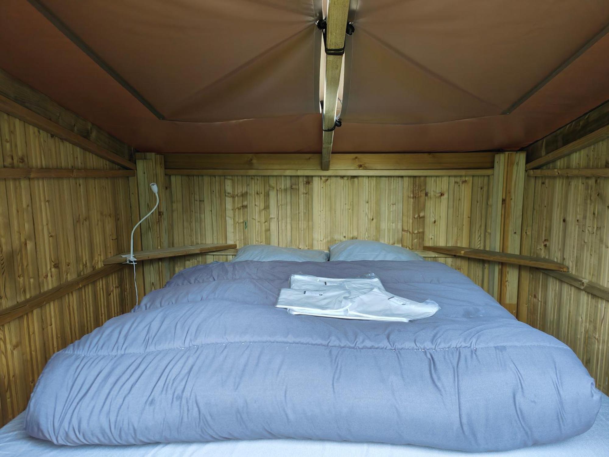 Camping Onlycamp Les Deux Rives 拉尼翁 外观 照片
